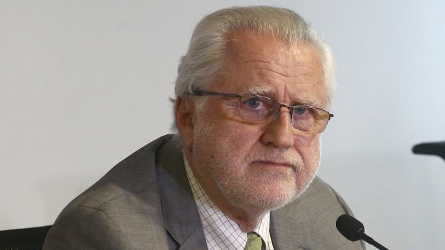   Máximo Pacheco admitió que Codelco asume endeudamientos del Estado 