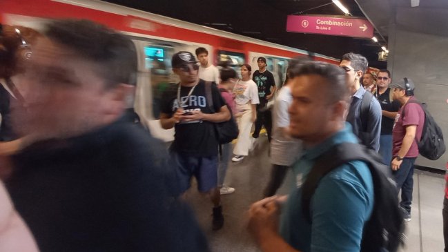  Línea 2 del Metro repuso su servicio tras interrupción por persona en la vía  