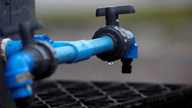 Megacorte: Locales comerciales necesitan 30 litros de agua por trabajador