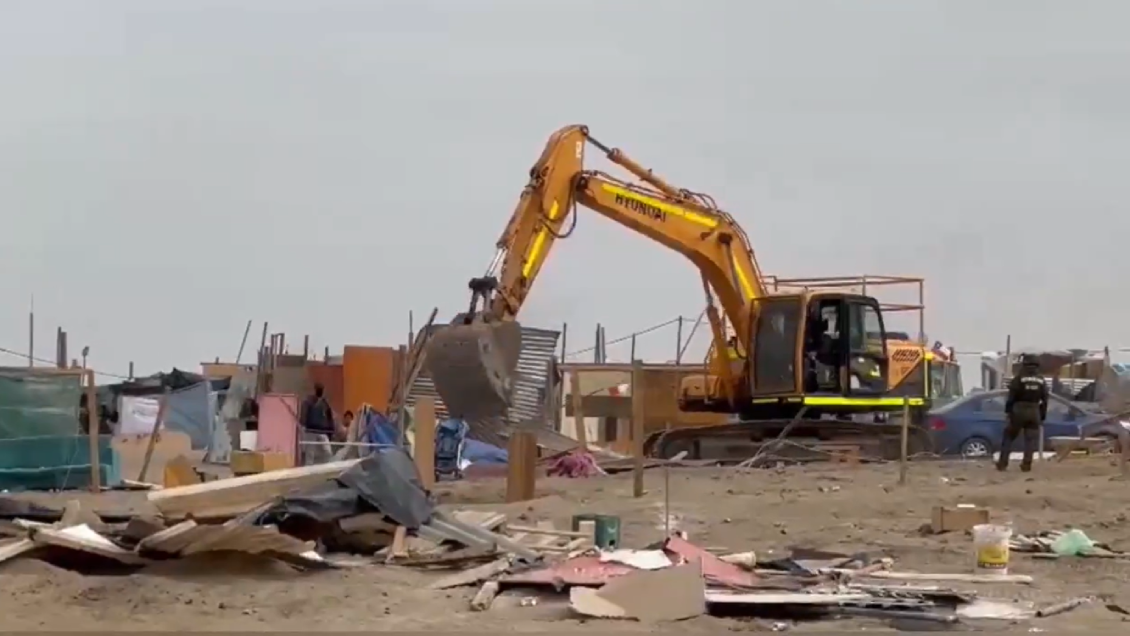 Gobierno desarma toma cercana a recinto municipal de Antofagasta