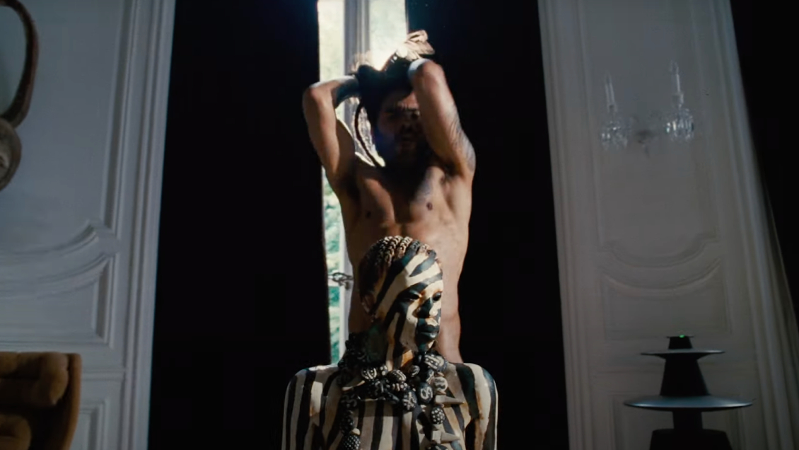 Lenny Kravitz en el video de TK421