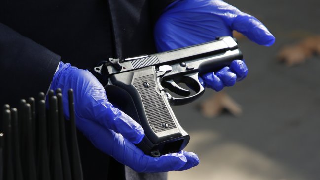 Hombre armado fue detenido en discoteque de Pudahuel