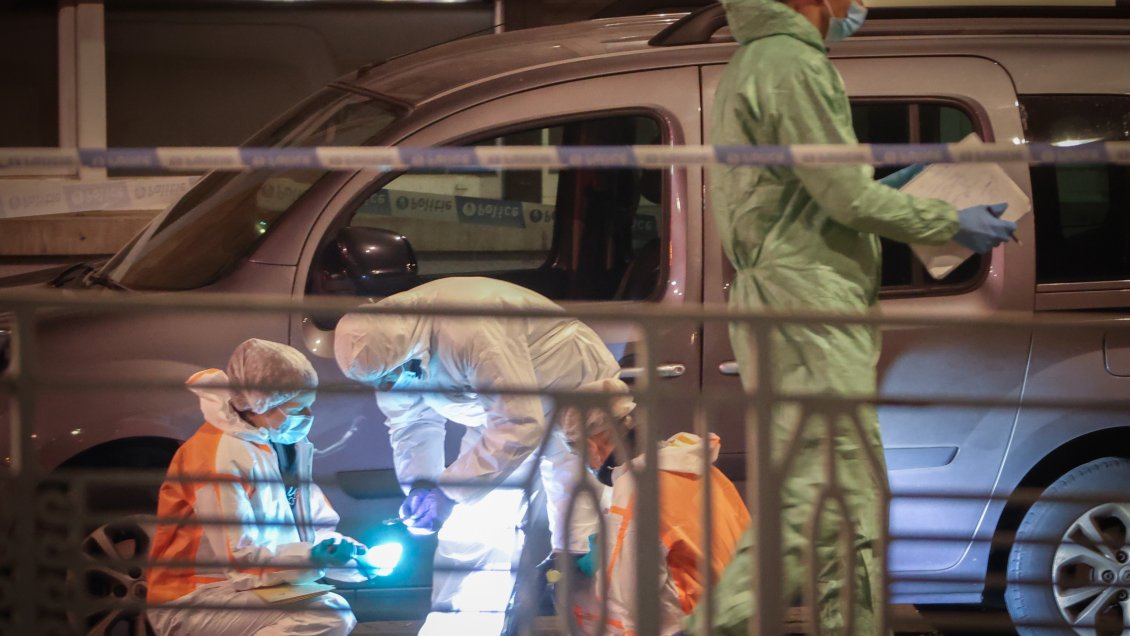 Atentado en Bélgica: Sujeto disparó a hinchas suecos previo a partido de fútbol