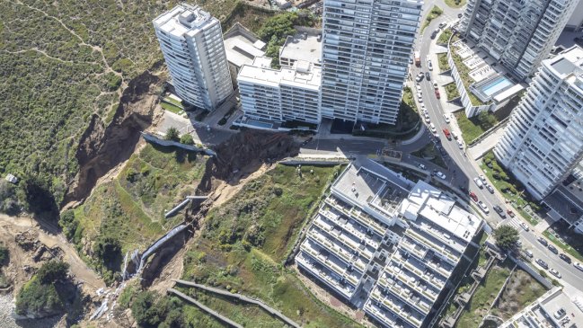 Denuncian robos en siete departamentos evacuados por socavones