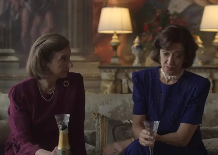 Haydn Gwynne fue Lady Susan Hussey en The Crown de Netflix Haydn Gwynne fue Lady Susan Hussey en The Crown de Netflix
