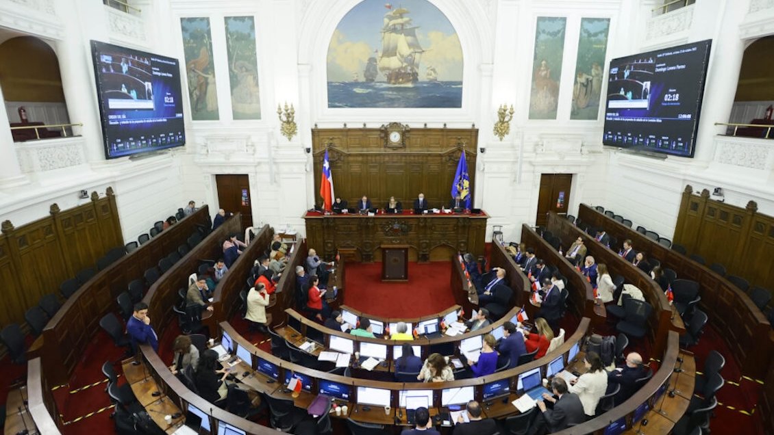 Consejo Constitucional aprobó informe de la Comisión Mixta