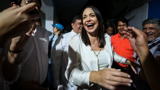   María Corina Machado se compromete a sacar a Maduro del poder tras arrasar en las primarias opositoras 