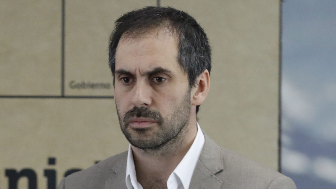 Oposición anunció interpelación a Grau por fallida operación de Sinovac