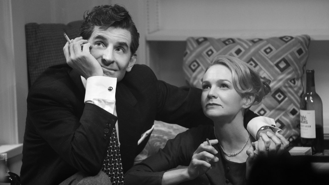 Bradley Cooper y Carey Mulligan en Maestro