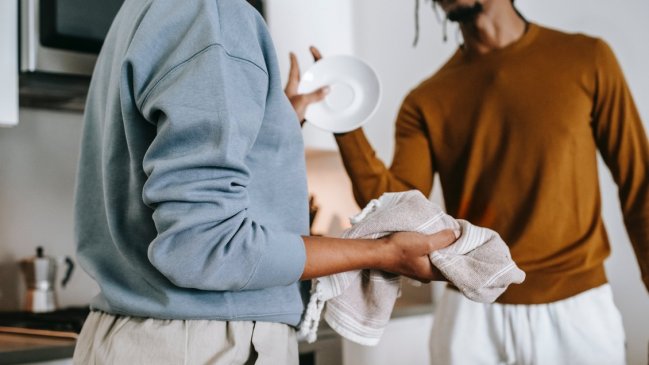 Justicia italiana echó a dos hijos mayores de 40 años de la casa de su mamá