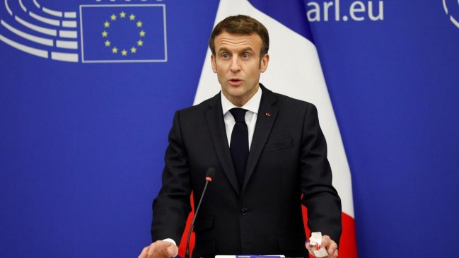  Francia: Macron buscará consagrar el derecho al aborto en la Constitución  