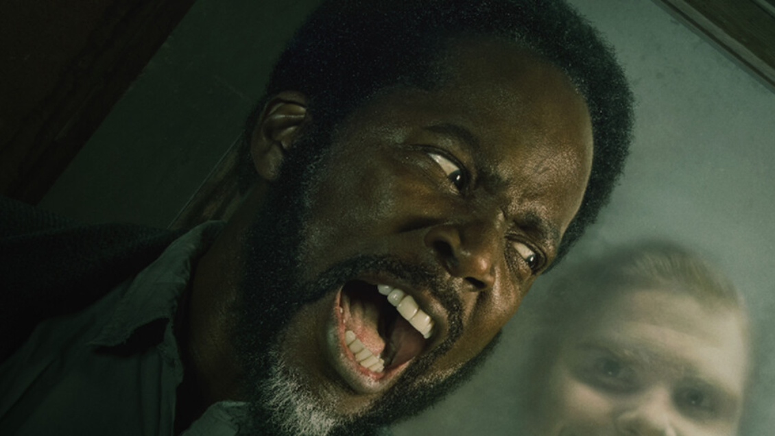 From serie From en Universal+