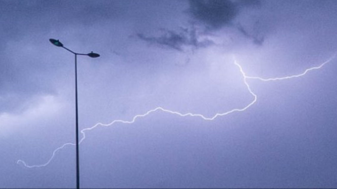 ¿Qué hay que hacer frente a las tormentas eléctricas?