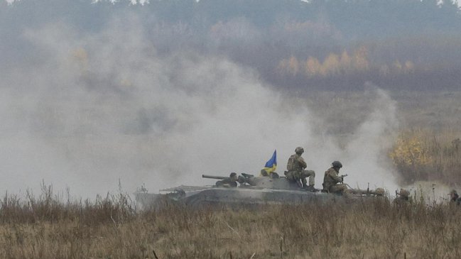 Ucrania dice que infligió a las fuerzas rusas casi un millar de nuevas bajas