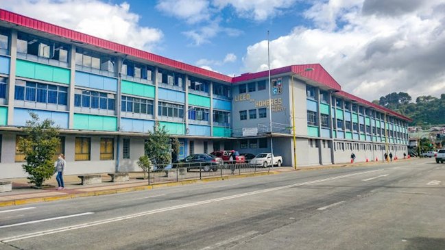   Liceo de Hombres de Puerto Montt lleva tres semanas sin calefacción: Padres iniciaron 