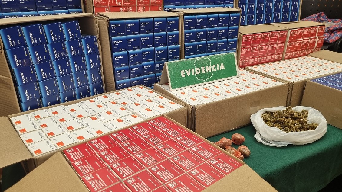 La Serena: Pareja fue detenida con más de 700 jarabes de venta controlada