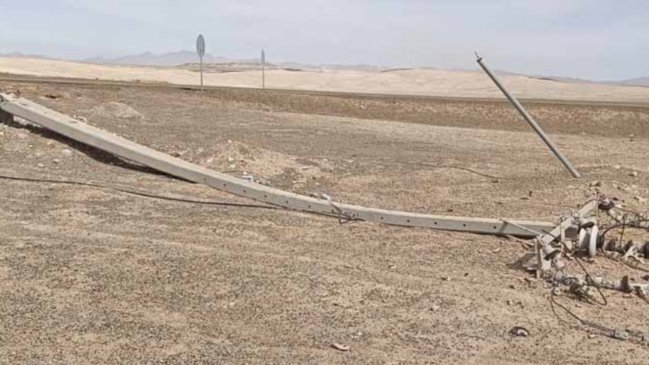 Delincuentes botaron postes, robaron cables y dejaron sin luz a Chiu Chiu