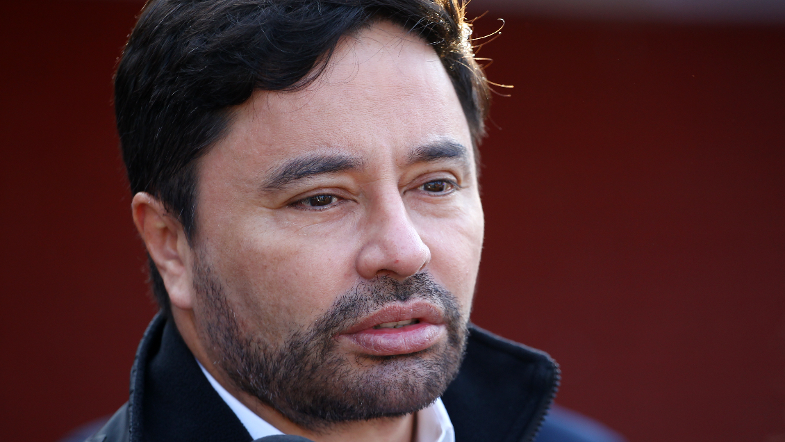 Alcalde Carter sufrió una agresión mientras hacía campaña por el A Favor en Rancagua