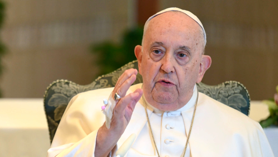 Papa rezó el Ángelus desde su casa debido a una 