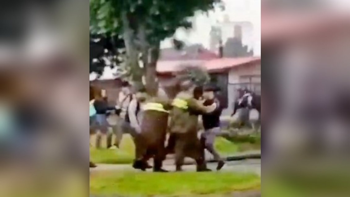 Riña juvenil durante la PAES terminó con carabinero golpeado y disparando