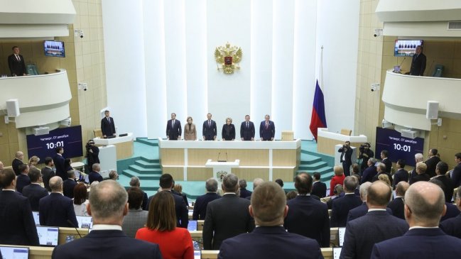   Senado ruso convocó a elecciones presidenciales para marzo de 2024 