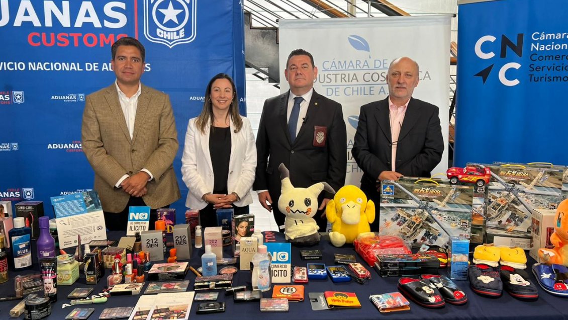 Aduana incautó más de 3 millones de productos falsificados en el año: Autoridades ponen foco en Navidad