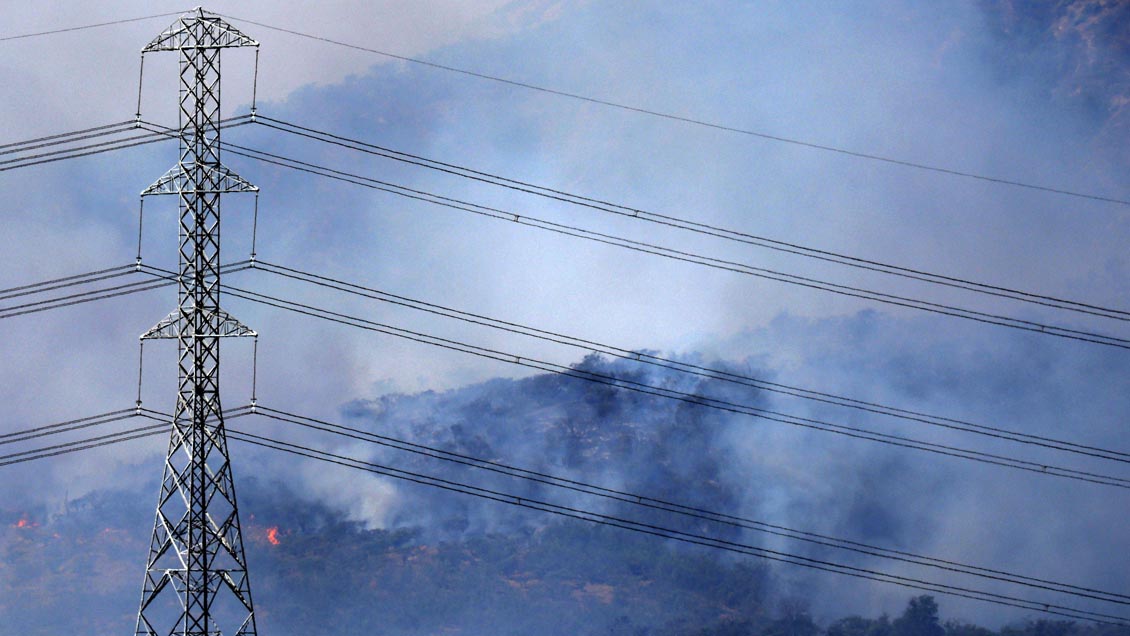 Cuatro comunas de Valparaíso en alerta roja por graves incendios forestales