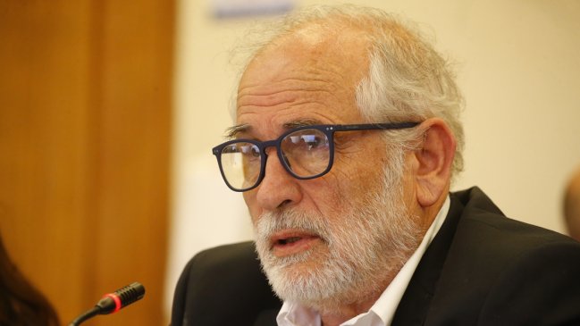 Derecha ultima detalles de la acusación constitucional contra Montes