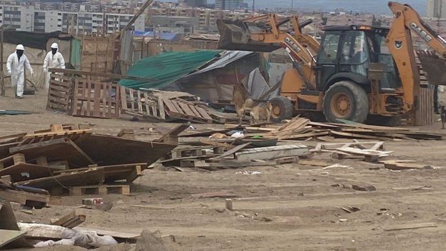 Bienes Nacionales recuperó dos hectáreas ocupadas ilegalmente en playa de Caldera