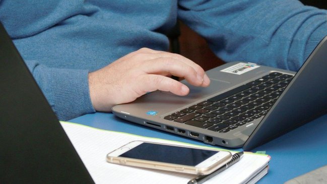 Gobierno presentará ley para extender el teletrabajo en el sector público