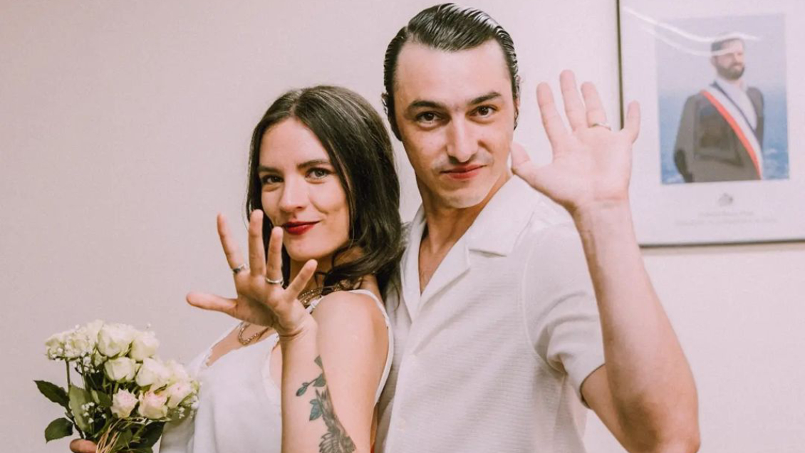 Camila Vallejo celebró en Año Nuevo su postergada fiesta de matrimonio