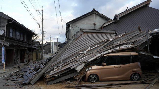  Terremoto en Japón dejó al menos 50 muertos  