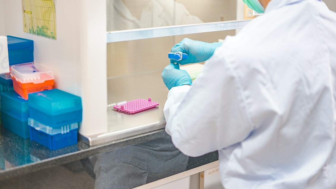 Mujer de 62 años fue autorizada a extraer el esperma de su marido fallecido en Australia