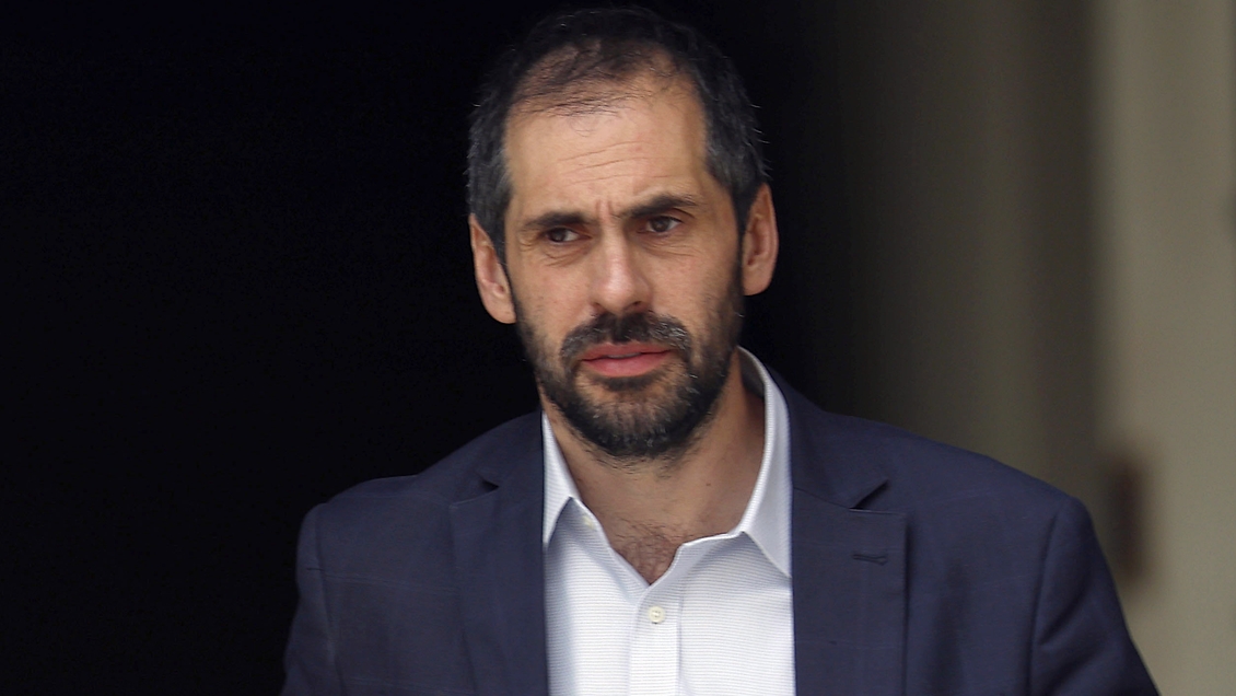 Grau: No era necesario registrar por lobby la reunión con empresarios salmoneros