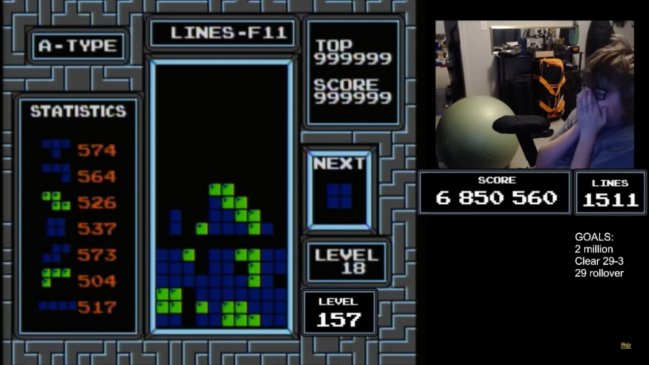 Niño de 13 años se convirtió en la primera persona en ganar Tetris: 