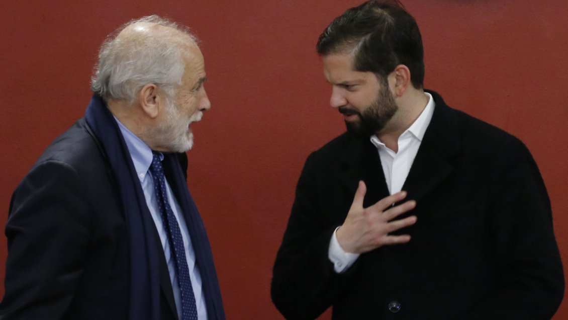 Nuevamente una acusación constitucional fallida afirma a un ministro cuestionado