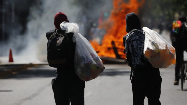 Hay al menos seis pensionados de gracia condenados por delitos del estallido