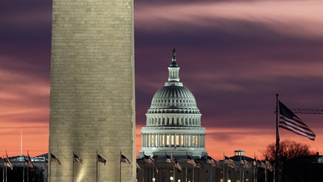 Asaltante del capitolio que fingió sobredosis fue condenado a 10 años de cárcel