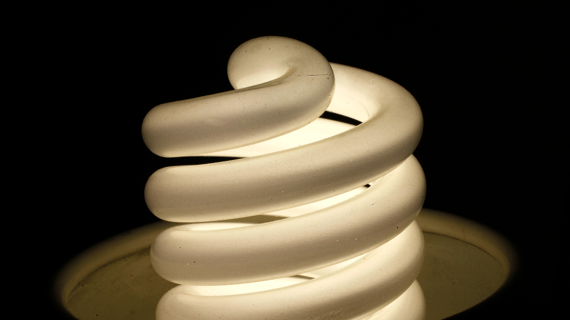 Anuncian alzas en las cuentas de la luz