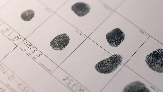 Estudio sobre huellas dactilares sacude a la medicina forense