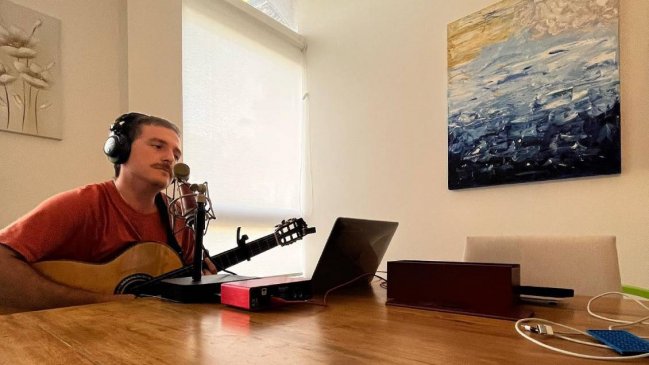 Cantante ecuatoriano murió por una bala loca mientras iba a buscar a su hijo al colegio