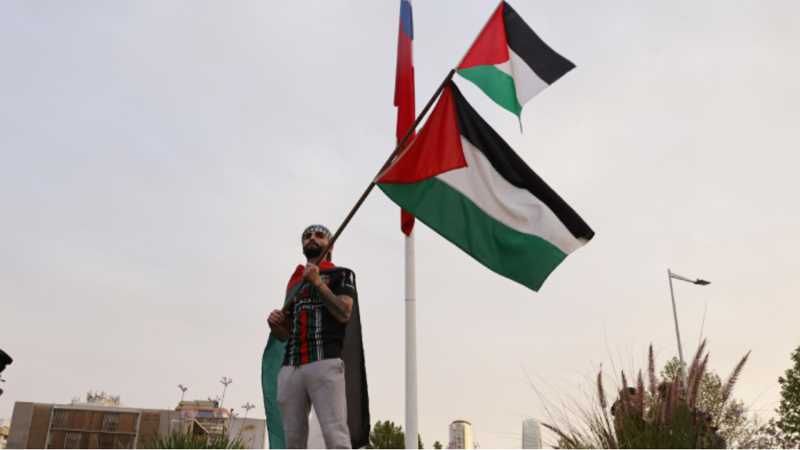 Palestinos en Chile valoran anuncio del Gobierno de acudir a la CPI por guerra en Gaza