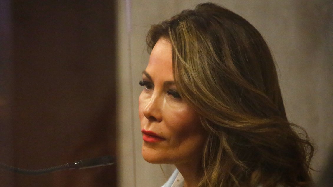 CDE se querelló contra Cathy Barriga por fraude al fisco y uso malicioso de instrumento público