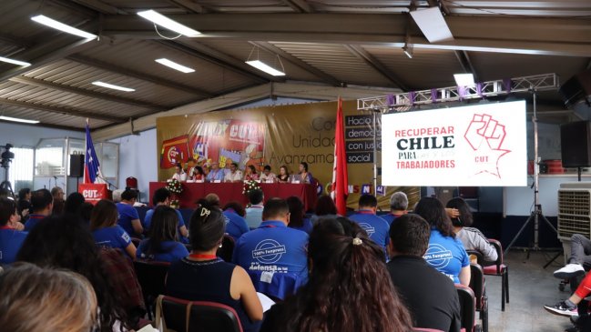 CUT cerró su congreso nacional con llamado a paro nacional en abril