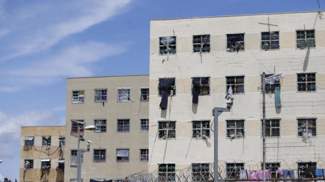 Reos extranjeros superaron a los chilenos en Tarapacá: Gendarmes alertan peligrosidad