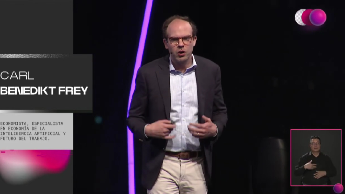 Experto que predijo riesgos de la IA: 