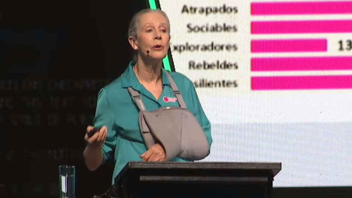 Periodista que lucha por resignificar la vejez: 