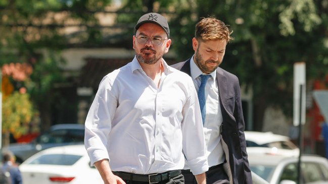 Giorgio Jackson dará clases en España