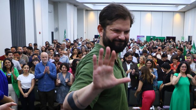 Boric en aniversario de RD: Uno no puede juzgar a un partido por un momento particular