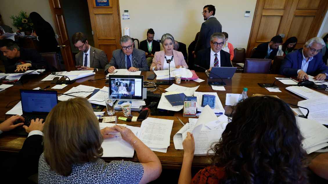 Comisión de Hacienda continúa discusión de la reforma previsional hasta total despacho